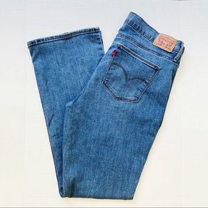 Levi's Slimming Boot Cut Jeans Size 33